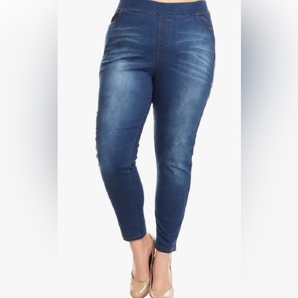 With tags:JVINI Pull-On Skinny Jeggings 2X in Blue-Medium with tags-never worn